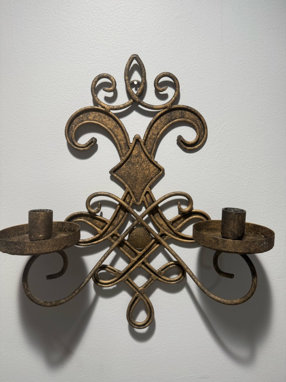 Antique-Style Double Wall Candle Hook in Bronze